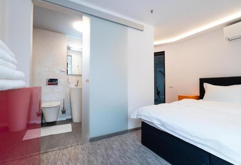 Пансион Alter Ego