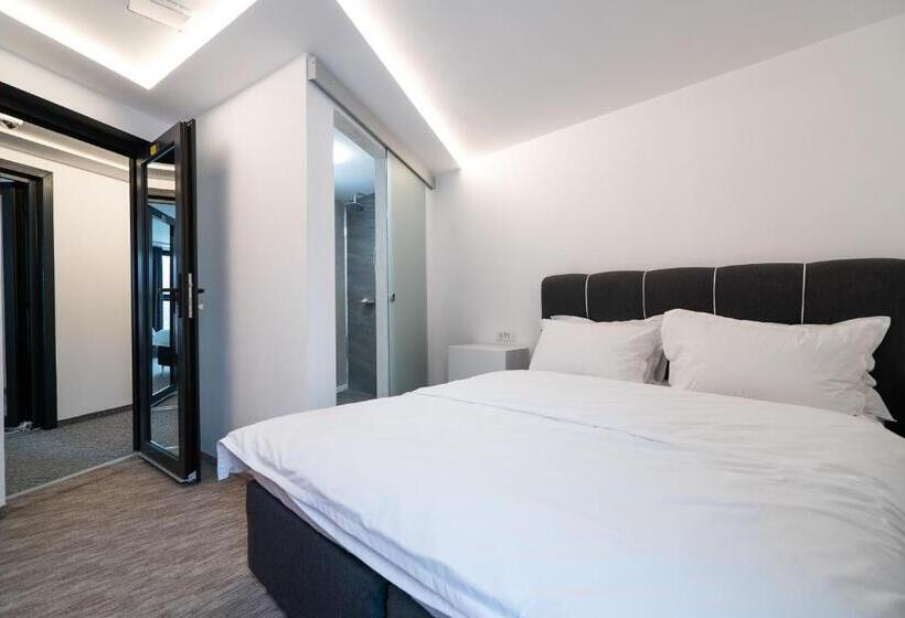 Пансион Alter Ego