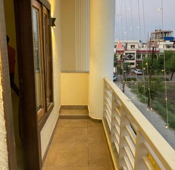 膳宿费 Anugraha Villa & Corporate House