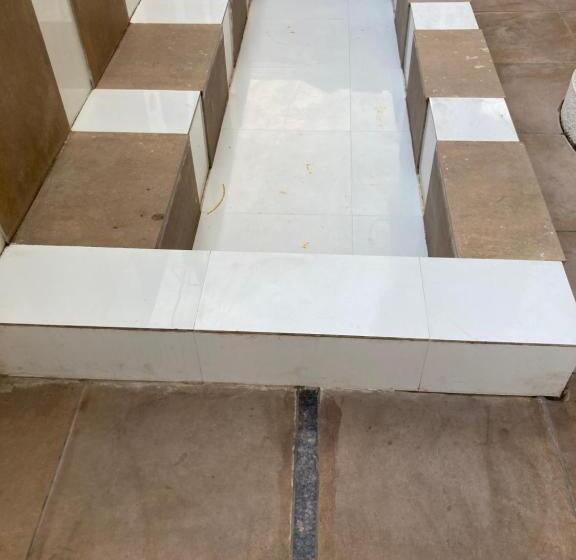 膳宿费 Anugraha Villa & Corporate House