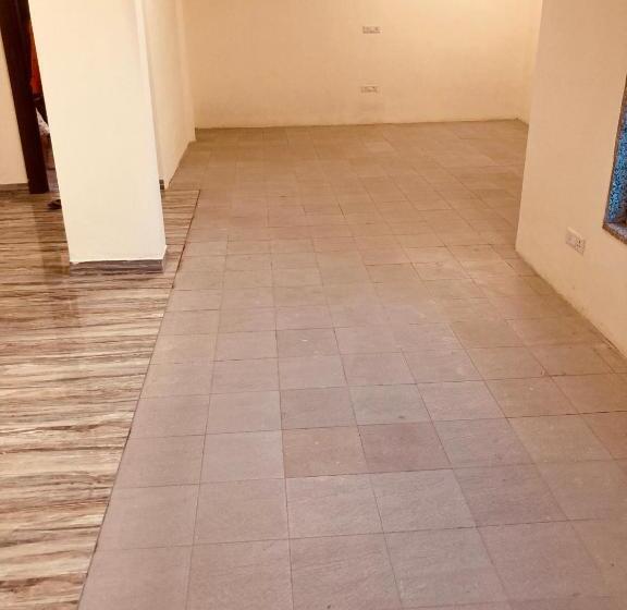 膳宿费 Anugraha Villa & Corporate House