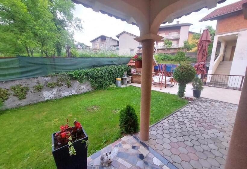 پانسیون Apartments Tutto Bene