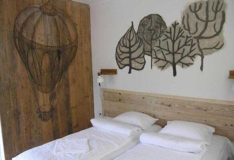 פנסיון Art Residence