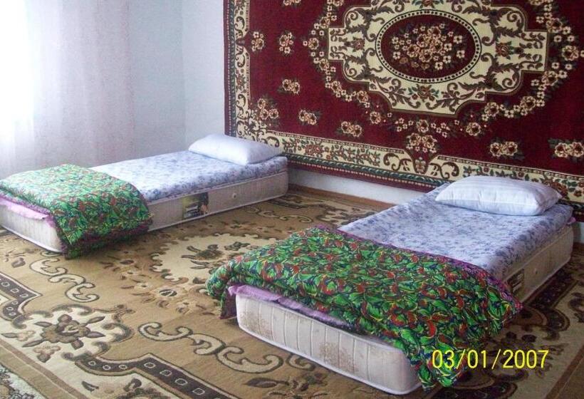 پانسیون Benni Guest House