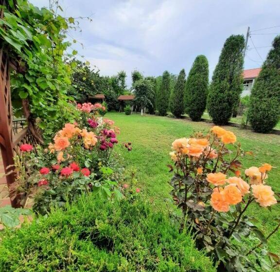 膳宿费 Casa Adina