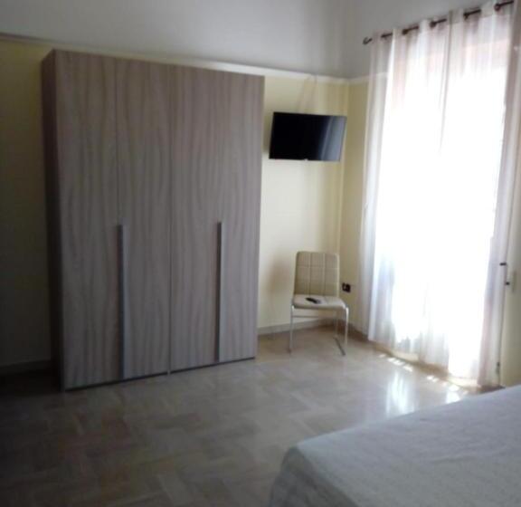 פנסיון Casa Rica