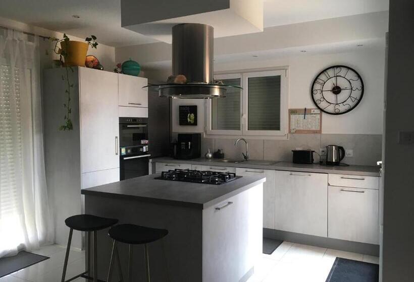 펜션 Chez Delphine