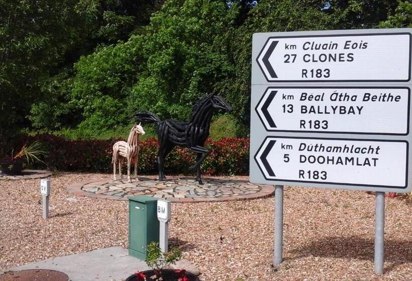 Пансион Connollys Apartment Doohamlet Castleblayney