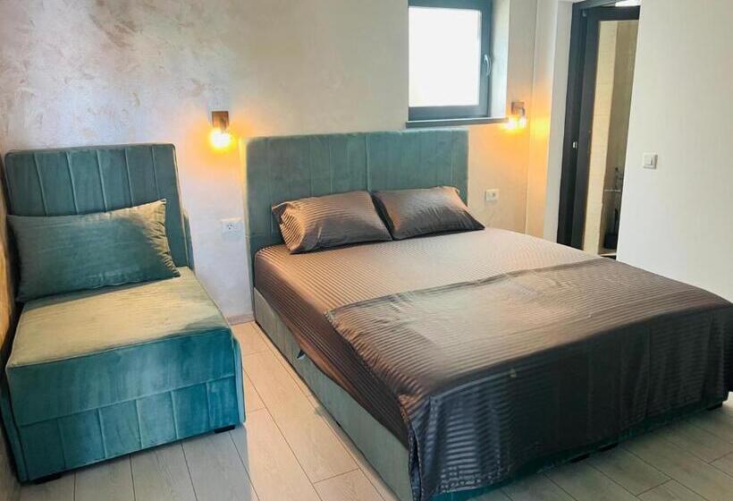 ペンション Golden Star Boutique