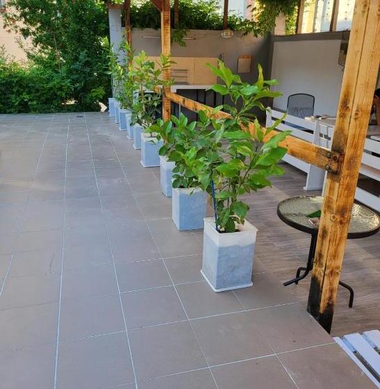 پانسیون Guest House Petrovi