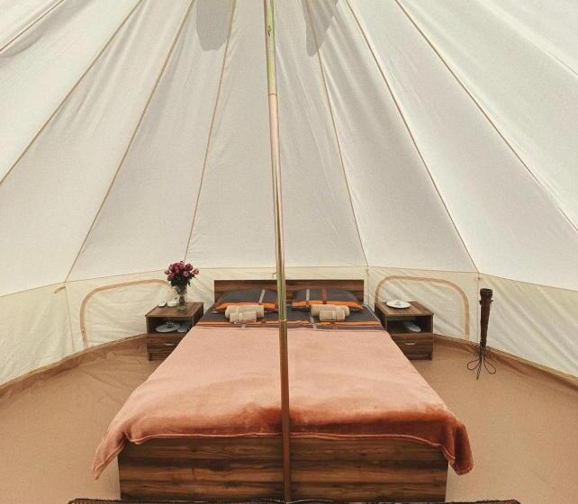 ペンション Hovek Guest House