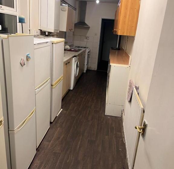 پانسیون Leicester Uk 3 Tudor