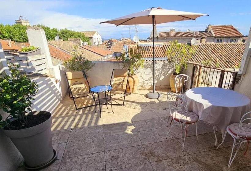 펜션 Les Chambres De Reseau Louisanne