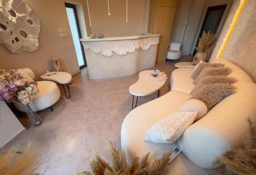 膳宿费 Pino Villa, Casa, Cucina е Terrazza