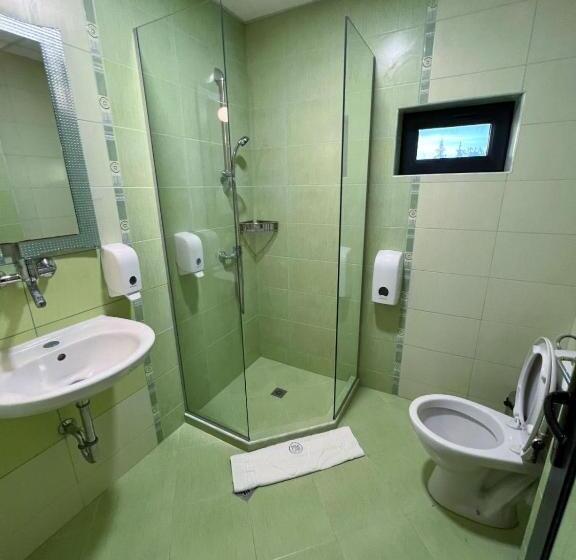 膳宿费 Pino Villa, Casa, Cucina е Terrazza