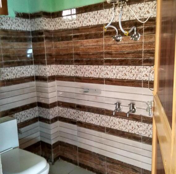 بنسيون Snow Abode Narkanda