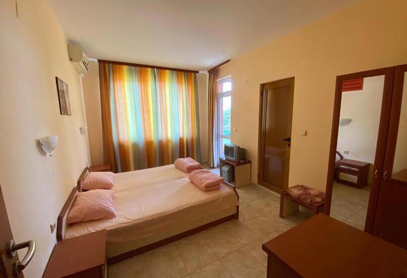 پانسیون Sunny Guest House Ravda