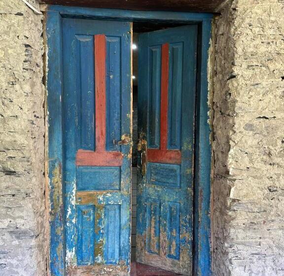 پانسیون Tamazi Guest House