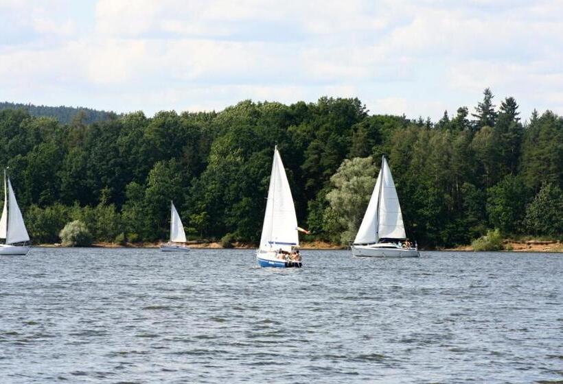 ペンション Tvrz Holešice Orlická Přehrada, Penzion