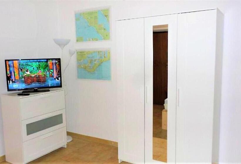 פנסיון Una Camera Nel Pittoresco Borgo Di Le Castella