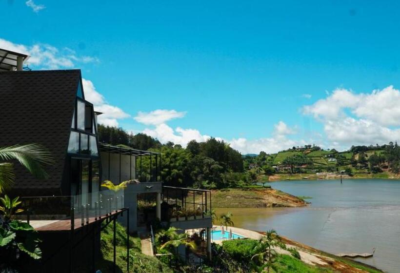 פנסיון Viajero Guatapé Hostel & Lake Club