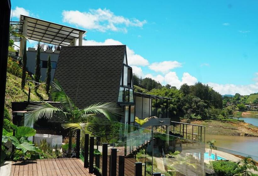 פנסיון Viajero Guatapé Hostel & Lake Club