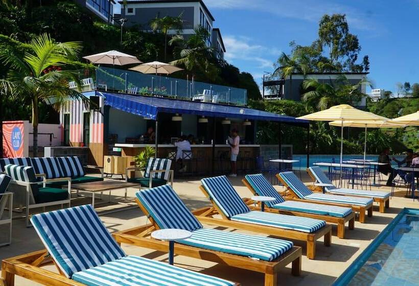 פנסיון Viajero Guatapé Hostel & Lake Club