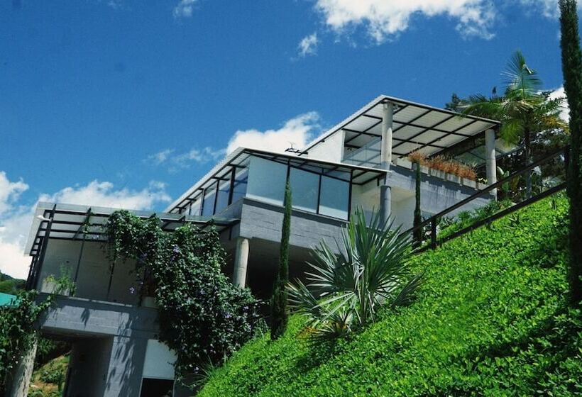 פנסיון Viajero Guatapé Hostel & Lake Club