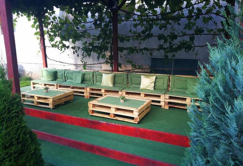 פנסיון Vila Roy