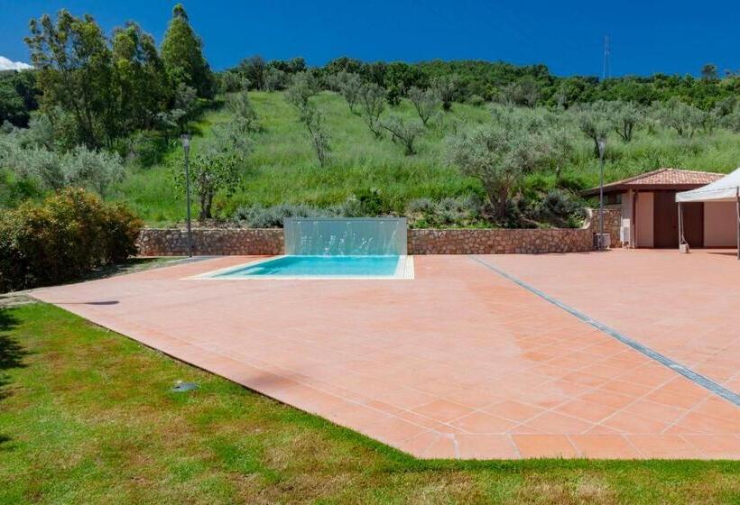 ペンション Villa Cammà   Country Villa With 4 Bedrooms And Pool