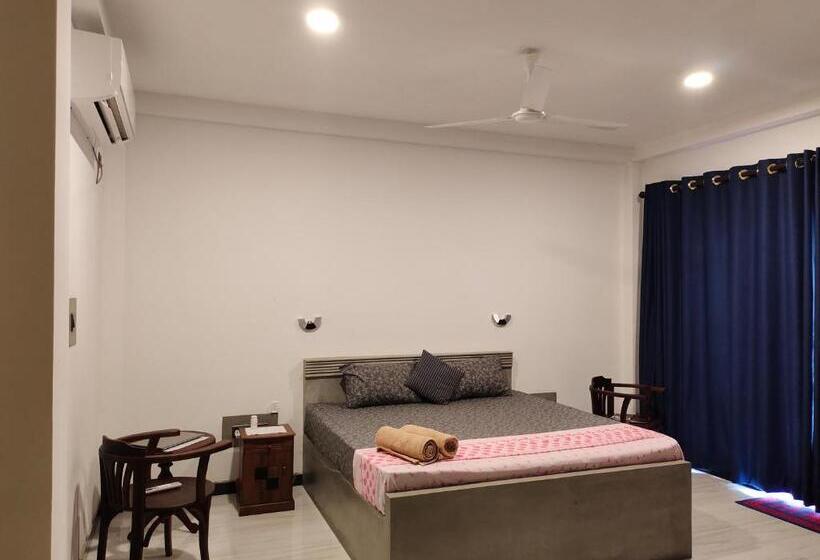 펜션 Villa Leo Hikkaduwa