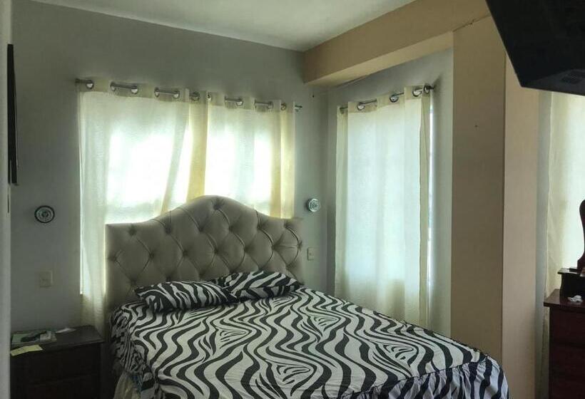 پانسیون Zorritos Plaza