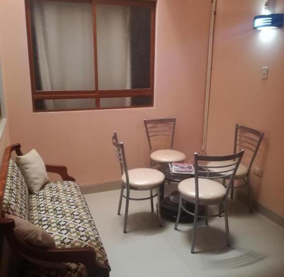 پانسیون Zorritos Plaza