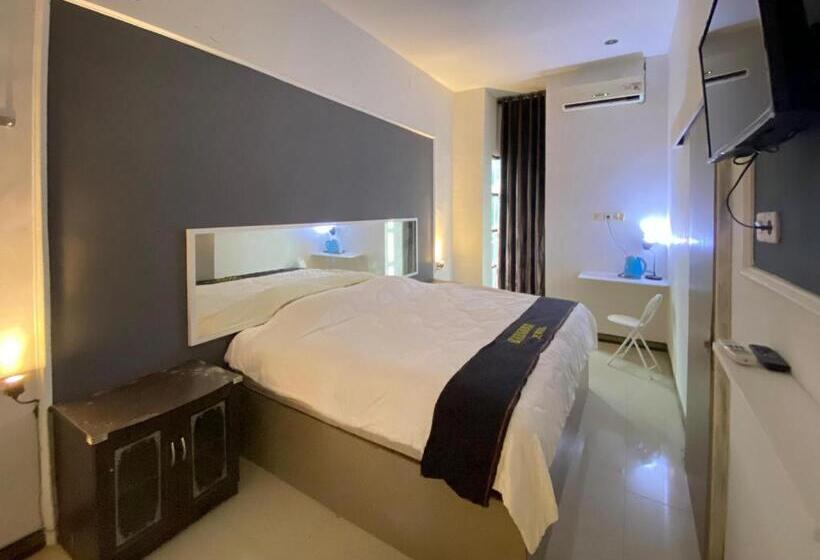 Reddoorz Near Bukit Ragas Hotel D Ayanna Pati