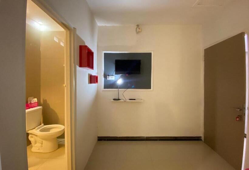 Reddoorz Near Bukit Ragas Hotel D Ayanna Pati