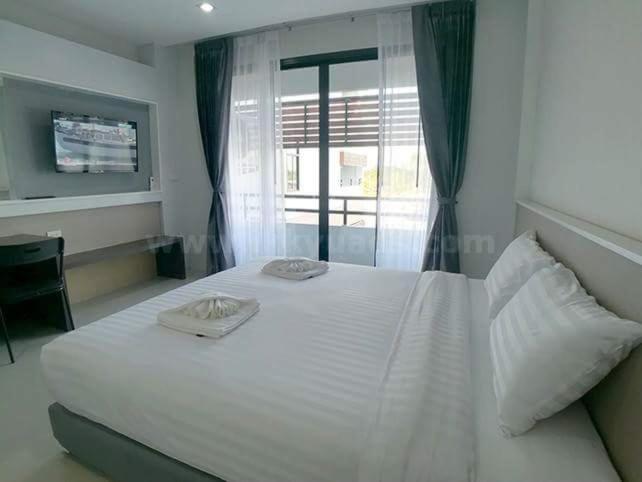 S Tawan Hotel & Convention