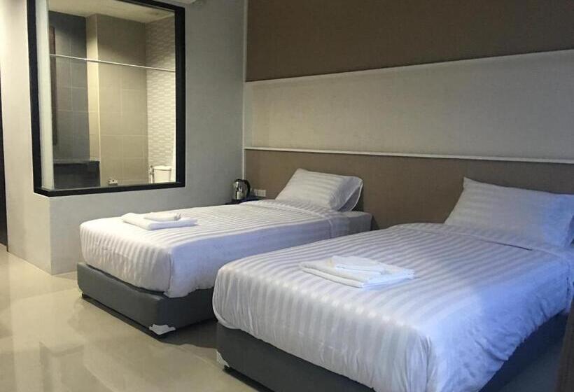 S Tawan Hotel & Convention