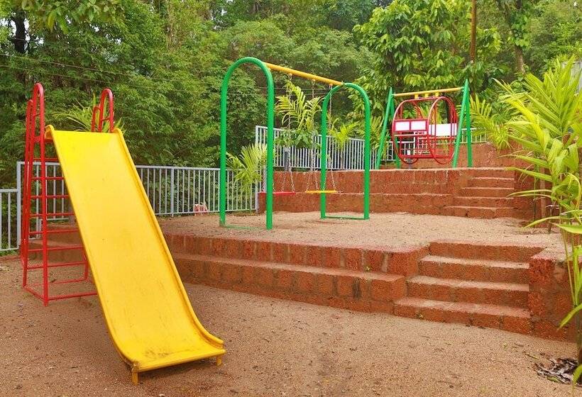 Silent Brook Resort   Coorg