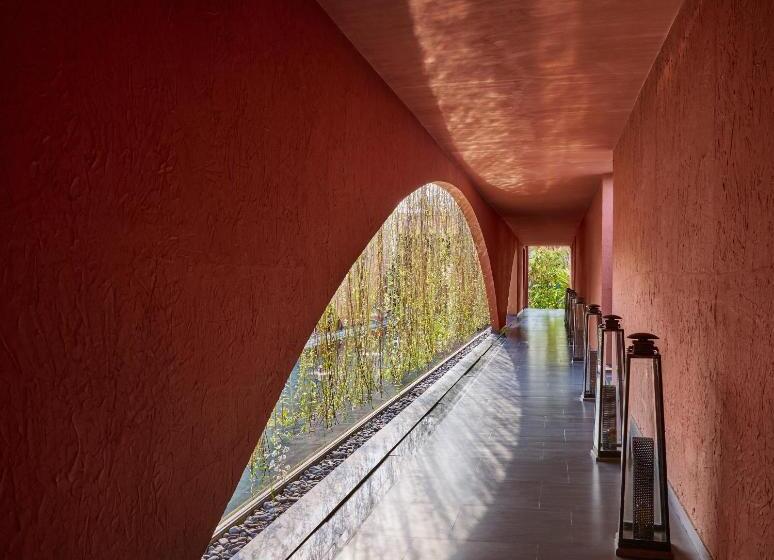 Storii By Itc Hotels Devasom Resort & Spa, Kolkata