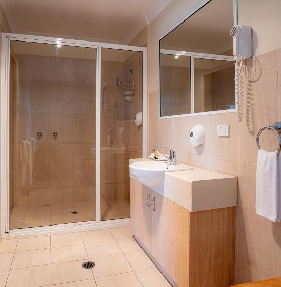 The Ballandean Pub & Motel