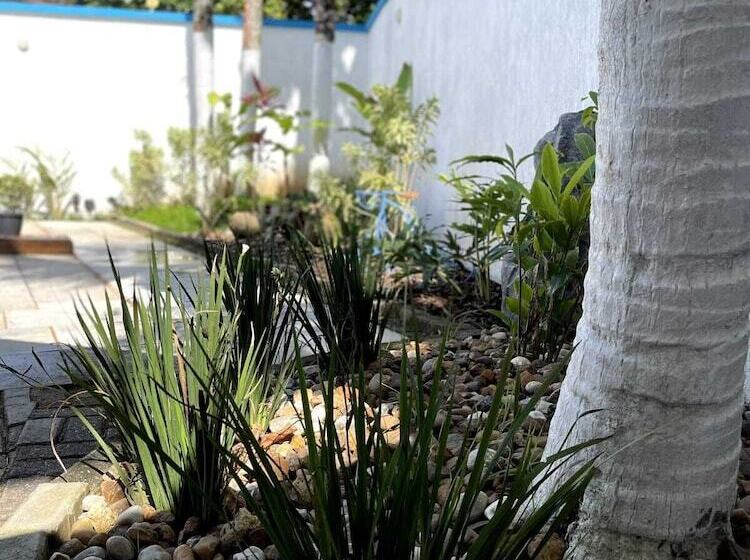 ユースホステル Bene Beach   Pousada Guarujá