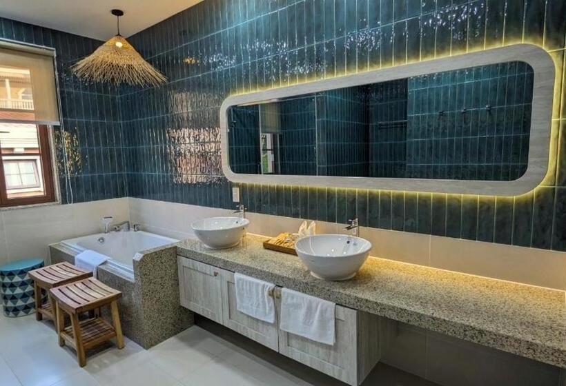 Aurora Phu Quoc Hotel & Golf 3d