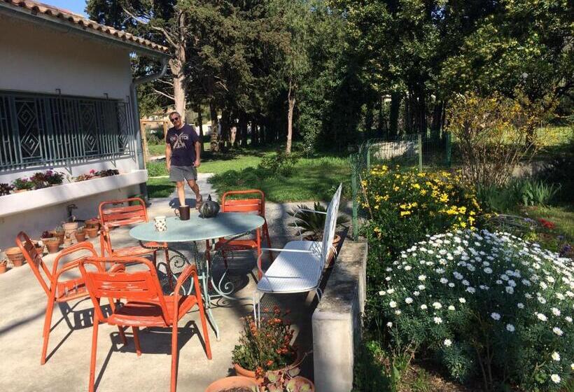 تختخواب و صبحانه Chambre D Hôte Dans Une Belle Propriete