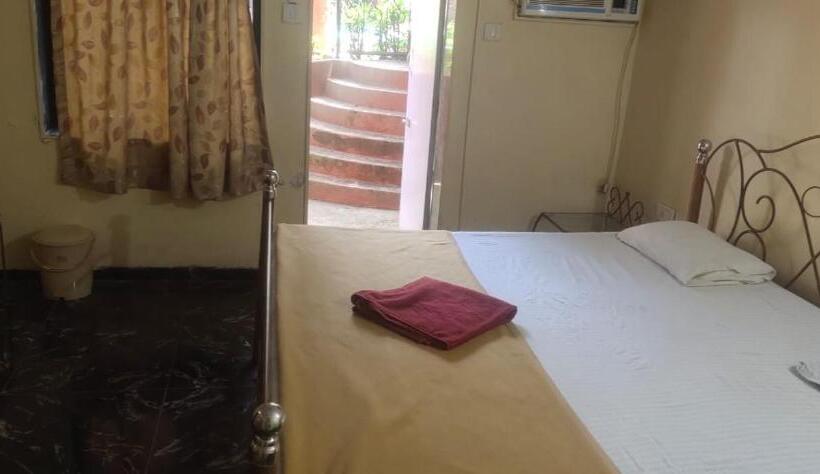 민박 Resort Hilltone Matheran