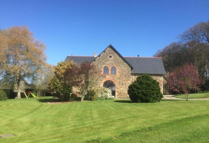 민박 La Chambre Montbrault