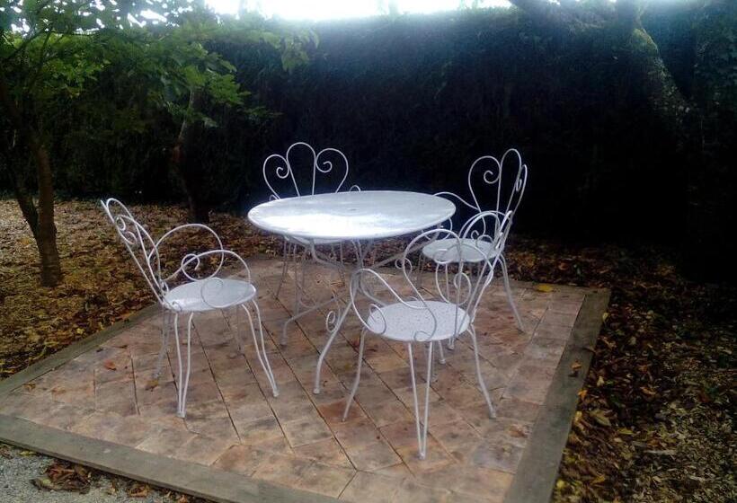 민박 La Chambre Montbrault