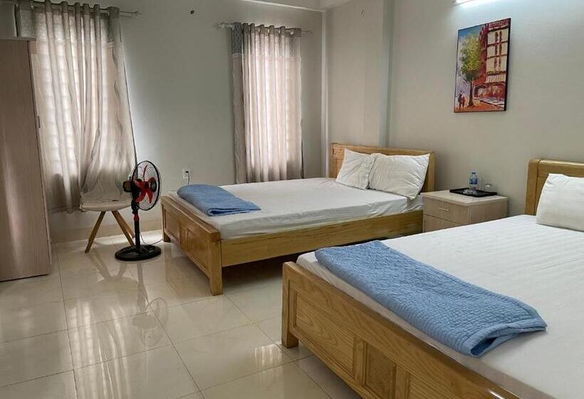 تختخواب و صبحانه Nhà Nghỉ July