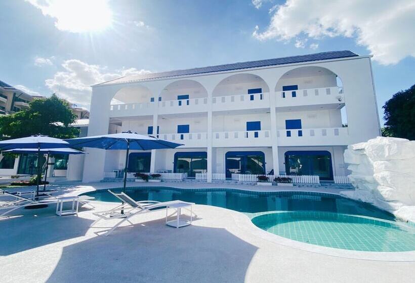 Collection O To The Sea Resort Thailand