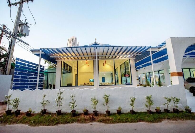 Collection O To The Sea Resort Thailand