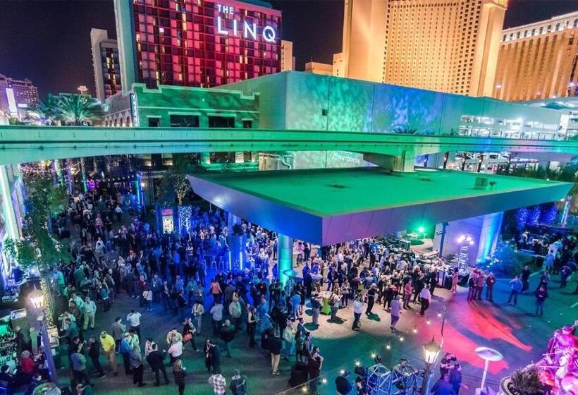 Coolest Bar Hoping Linq Casino Hotel Strip Las Vegas